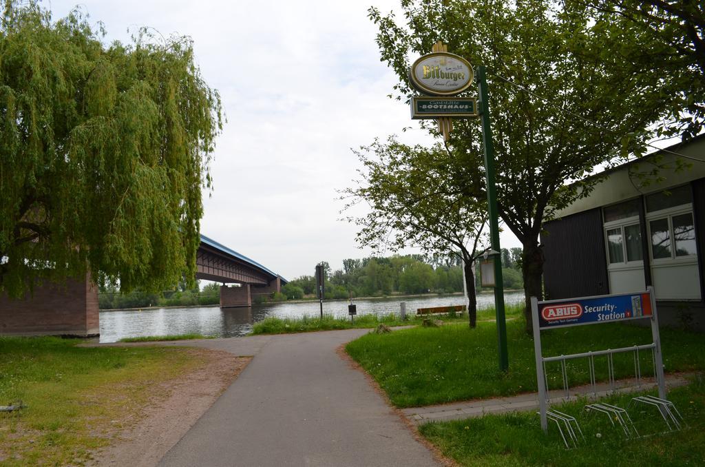Zwei Raben Pension Mainz Eksteriør billede